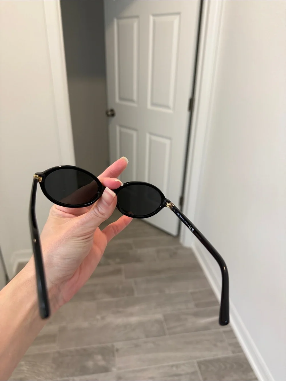 Miu Miu Black Round Sunglasses with Pink Velvet Case Like New Original
